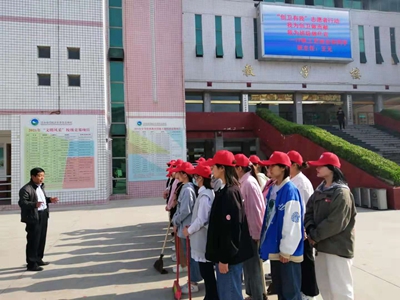 项城中专“创卫有我”志愿者活动之19秋工艺班