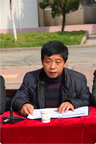 项城中专2015年春季新生军训汇报表演暨表彰大会掠影