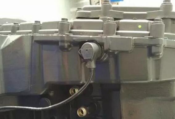 曲轴位置传感器四