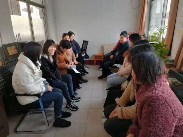 英语组业务会，布置各项工作