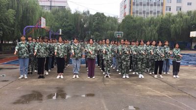 项城中专20秋季新生军训进行时